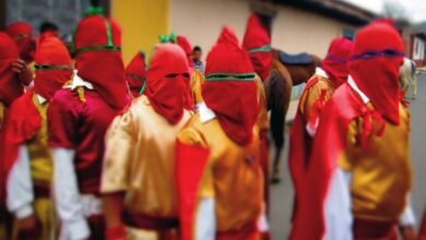 Miércoles Santo: El Umbral del Silencio 18