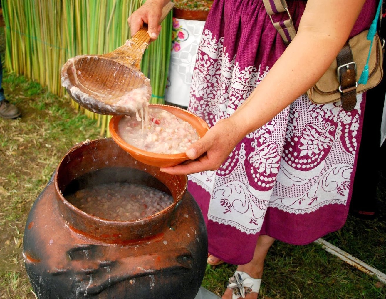 Pozole Batido: El Espeso Secreto Ancestral de Michoacán que Conserva el  Sabor del Maíz Purépecha