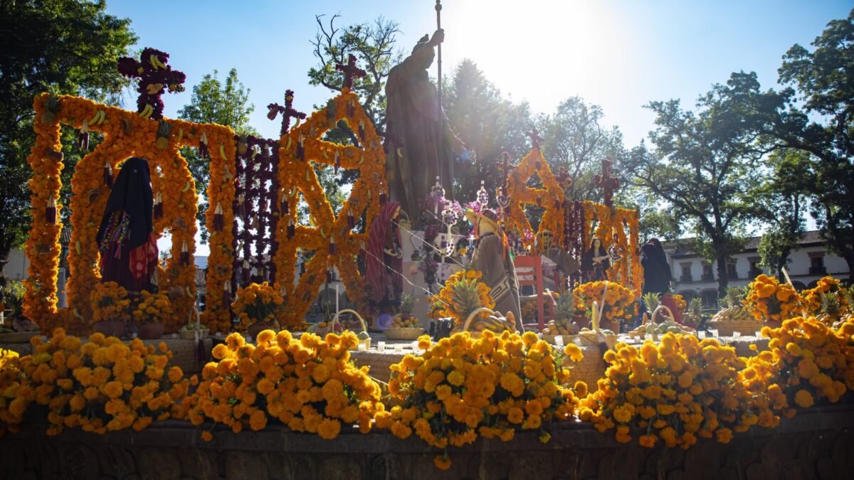 Celebracion de Noche de Muertos en Patzcuaro